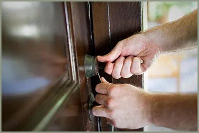 Locksmith Solution Services Belmont, MA 781-519-7435 - 68-44-14